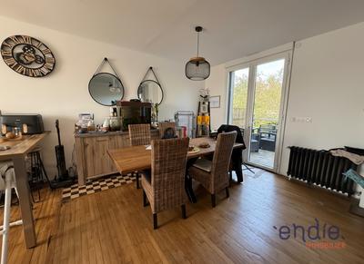 Maison - 97 m² - 5 pièces