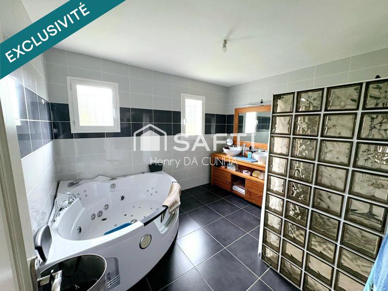 Maison - 130 m² - 4 pièces