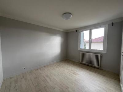 Propriété - 111 m² - 5 pièces