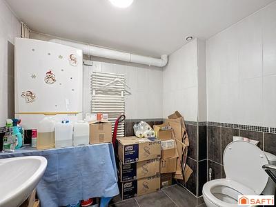 Local commercial - 102 m² - 4 pièces