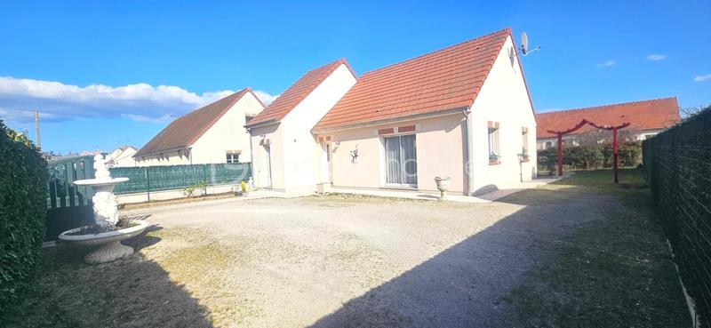 Maison traditionnelle - 110 m² - 5 pièces