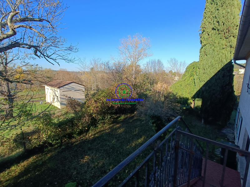 Maison traditionnelle - 182 m² - 7 pièces