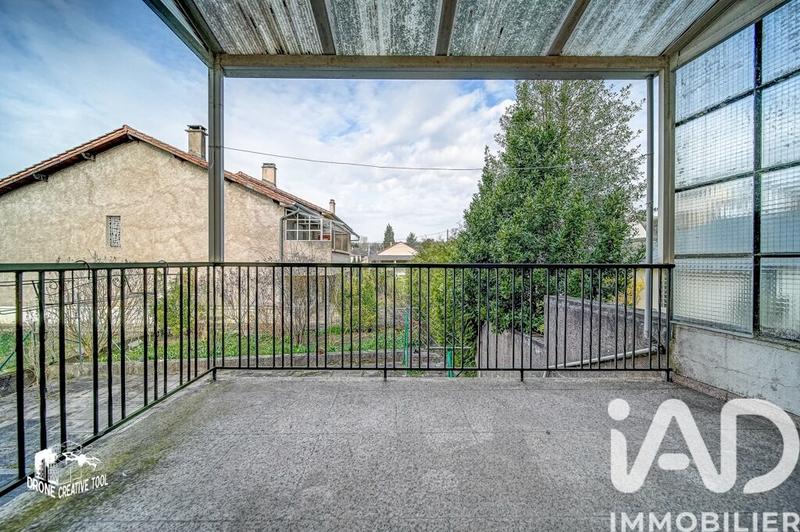 Maison - 111 m² - 7 pièces
