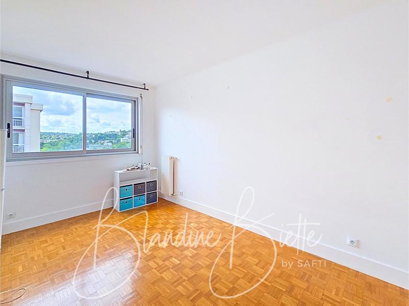 Appartement - 89 m² - 5 pièces