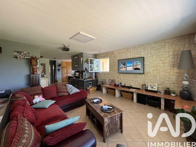 Maison - 200 m² - 8 pièces