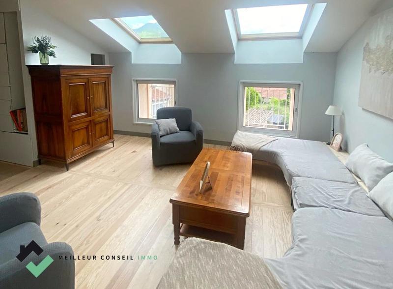 Appartement - 93 m² - 4 pièces