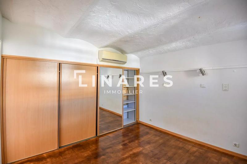 Appartement - 86 m² - 4 pièces