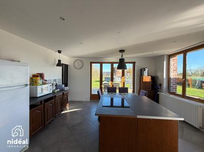 Maison - 196 m² - 6 pièces