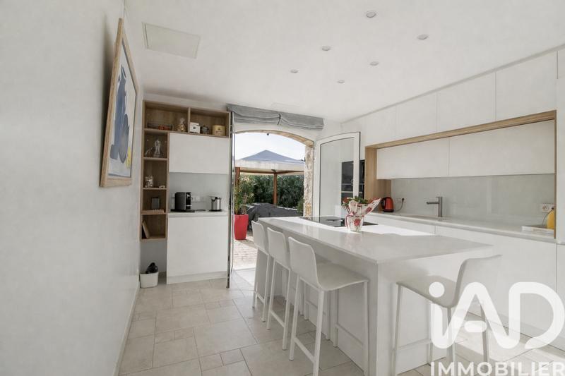 Maison - 180 m² - 4 pièces
