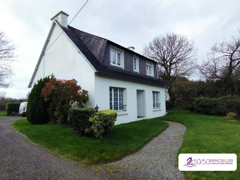 Maison traditionnelle - 118 m² - 7 pièces