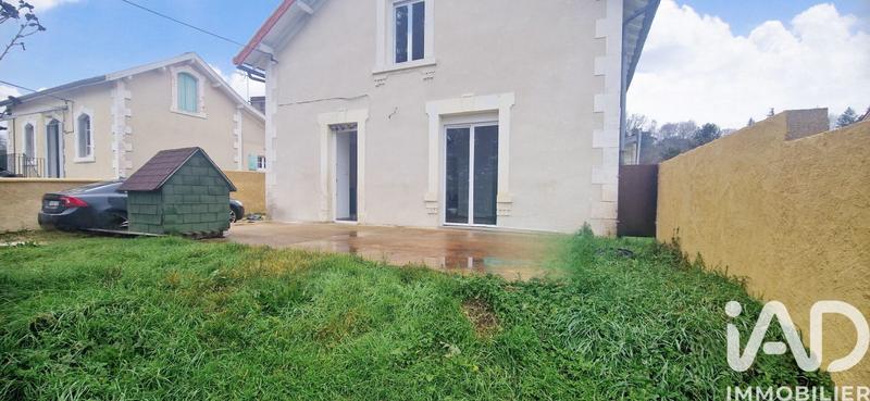 Maison - 96 m² - 5 pièces