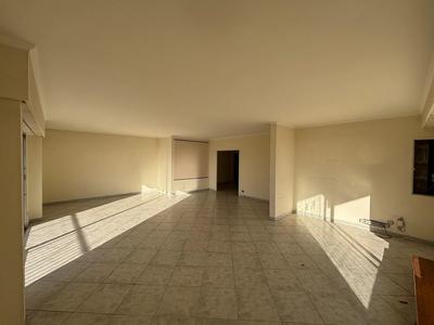 Appartement - 144 m² - 4 pièces