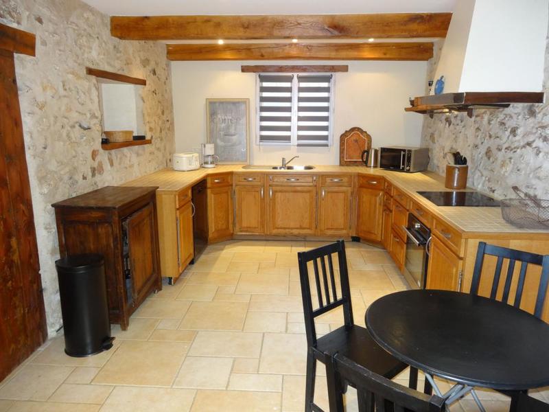 Maison - 242 m² - 7 pièces