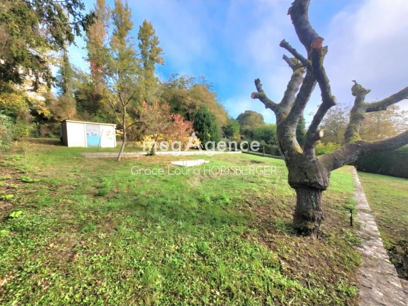 Maison - 163 m² - 8 pièces