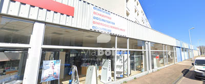 Entrepôt - 1 450 m²