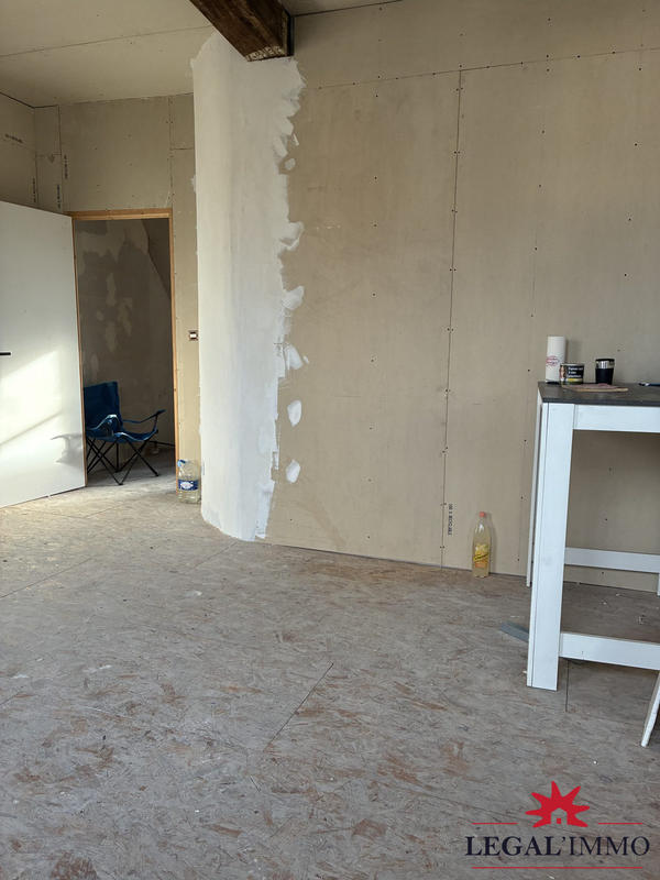 Maison - 80 m² - 5 pièces