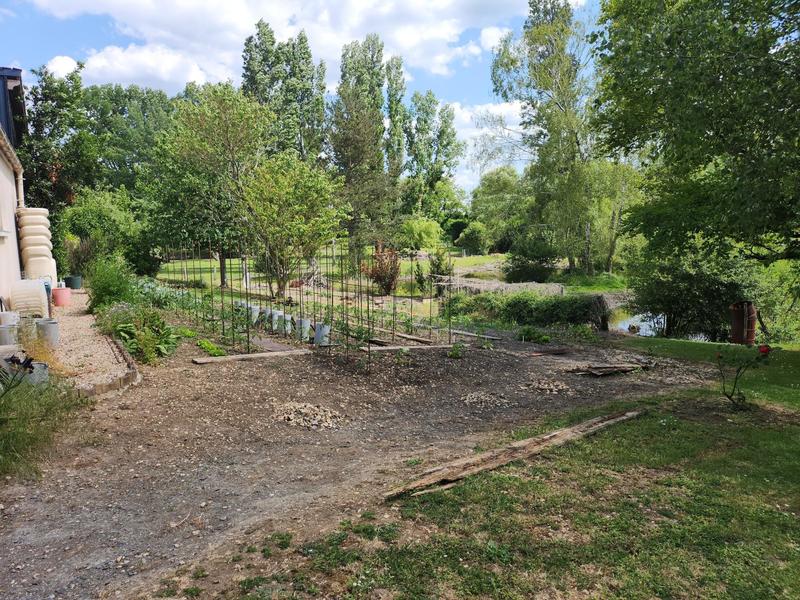 Maison - 300 m² - 5 pièces