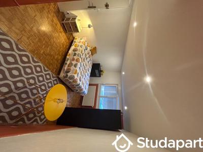 Chambre - 14 m² - 1 pièce