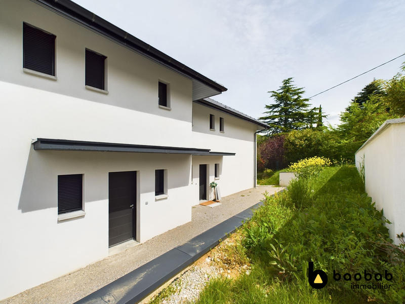 Maison - 124 m² - 5 pièces