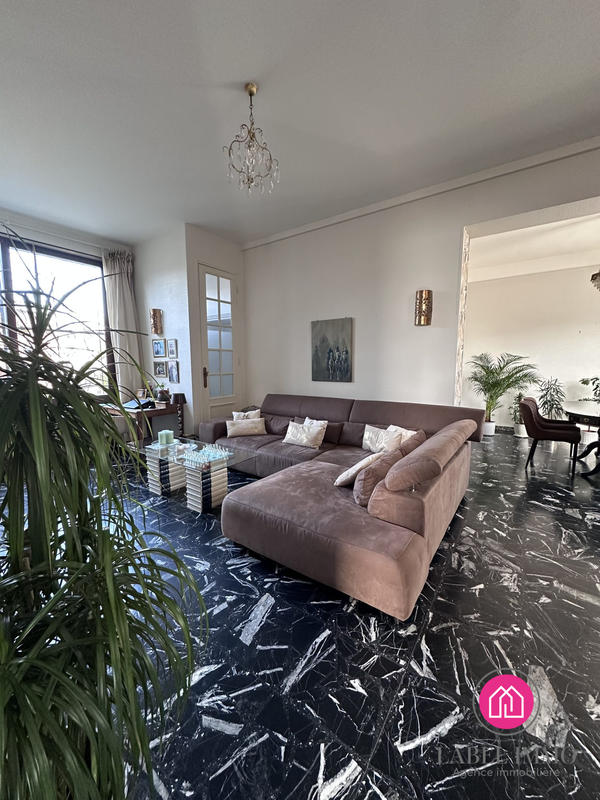 Maison - 190 m² - 7 pièces