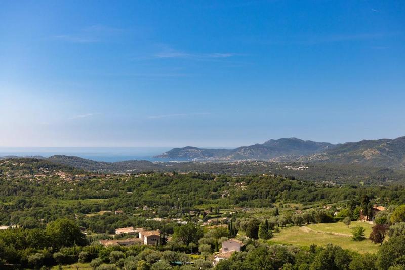 Appartement - 193 m² - 4 pièces