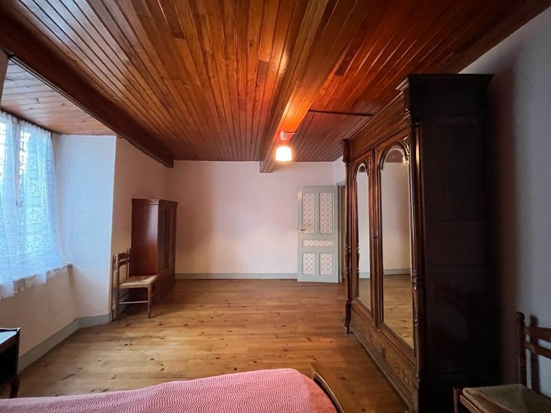 Maison de village - 119 m² - 6 pièces