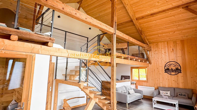 Maison - 400 m² - 10 pièces