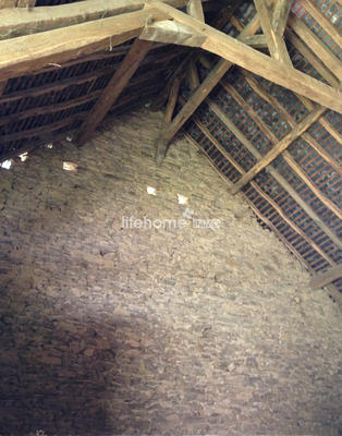 Maison ancienne - 200 m² - 3 pièces