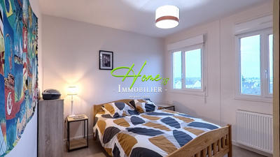 Appartement - 87 m² - 5 pièces