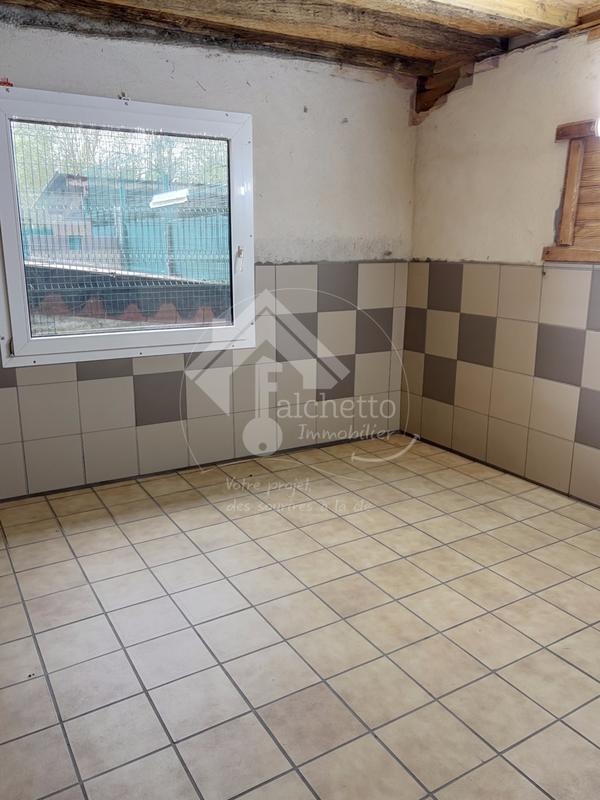 Maison - 210 m² - 5 pièces