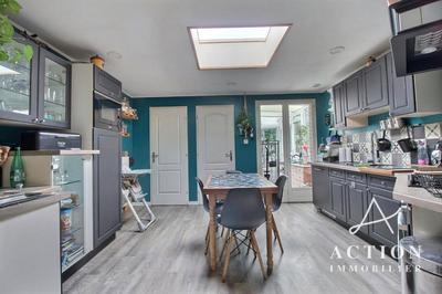 Maison - 85 m² - 4 pièces