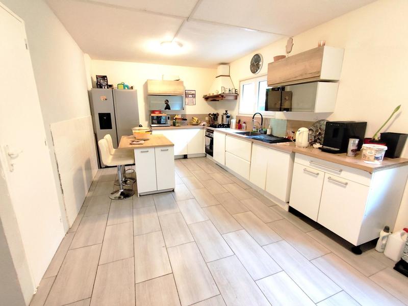 Maison - 140 m² - 7 pièces