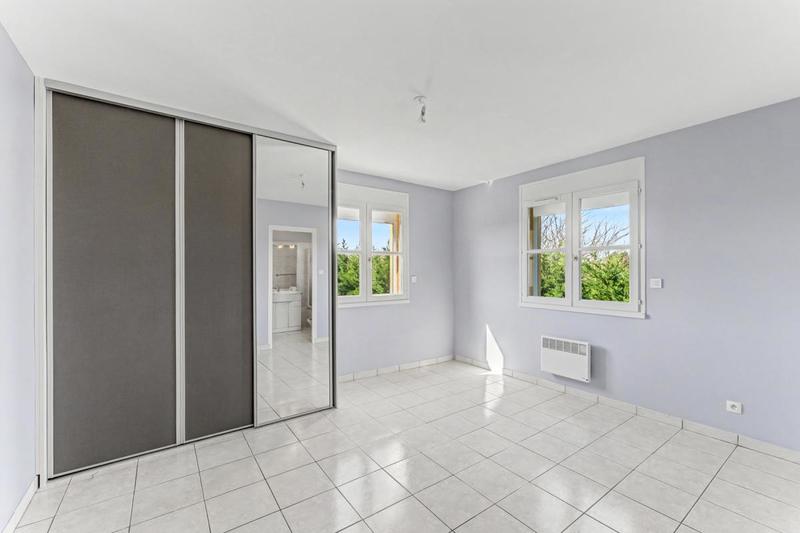 Maison - 199 m² - 6 pièces