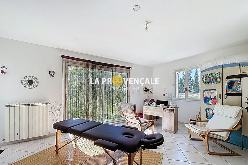 Maison - 175 m² - 6 pièces