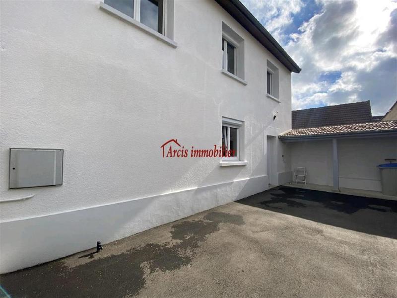 Maison - 122 m² - 5 pièces