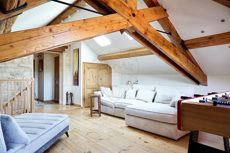 Appartement - 127 m² - 5 pièces