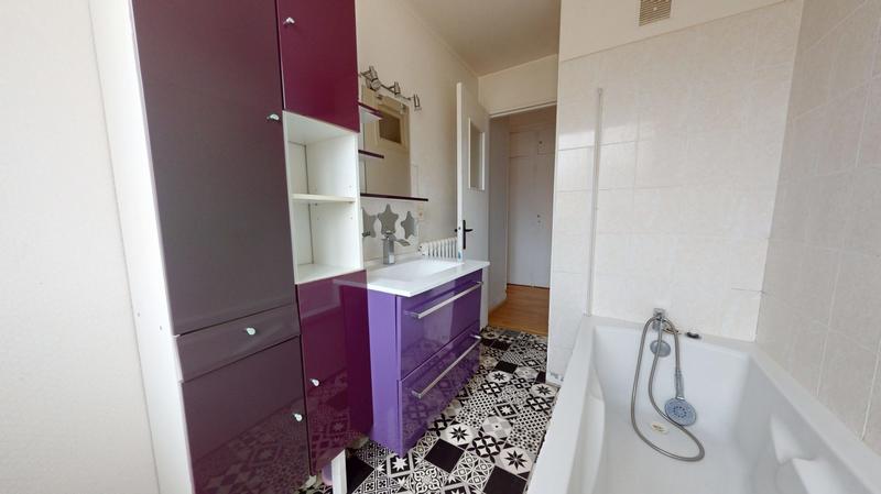 Appartement - 97 m² - 5 pièces