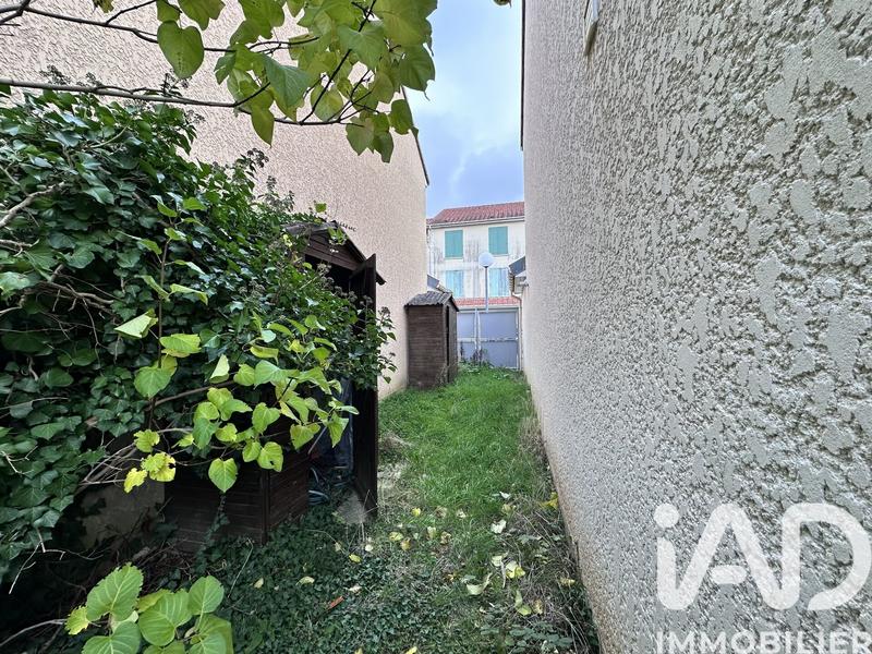 Maison - 84 m² - 4 pièces