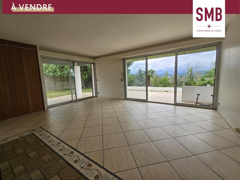 Maison d'architecte - 220 m² - 6 pièces