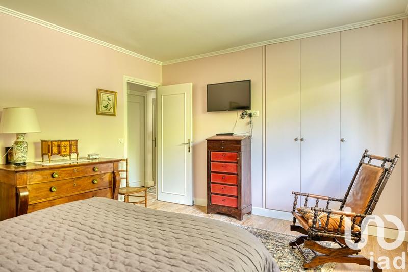 Appartement - 99 m² - 4 pièces