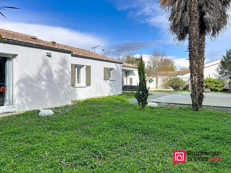 Maison - 140 m² - 5 pièces