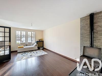 Maison - 157 m² - 8 pièces