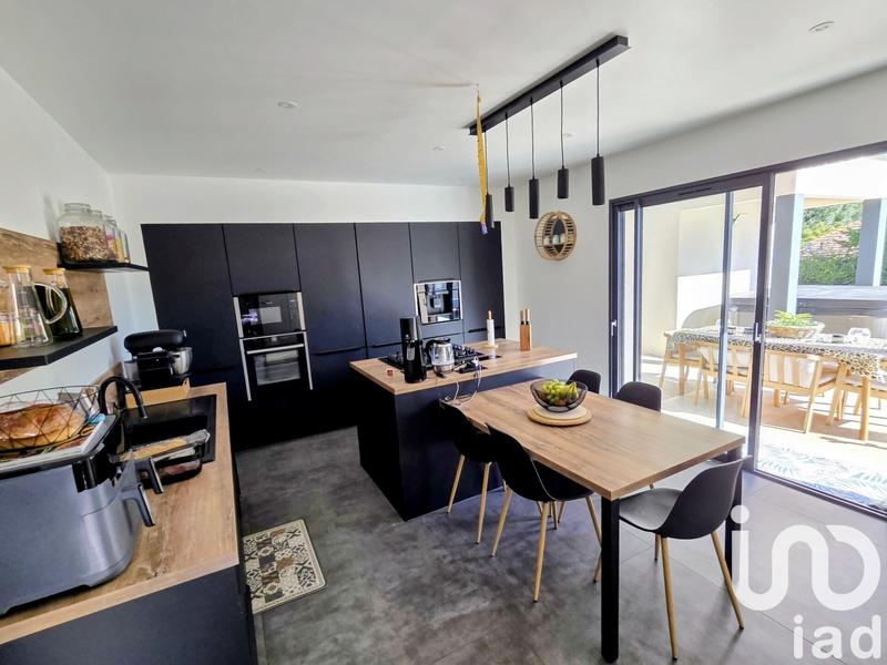 Maison - 135 m² - 6 pièces