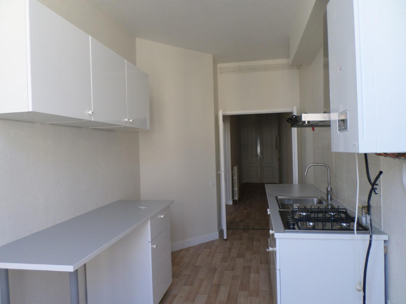 Appartement - 79 m² - 3 pièces