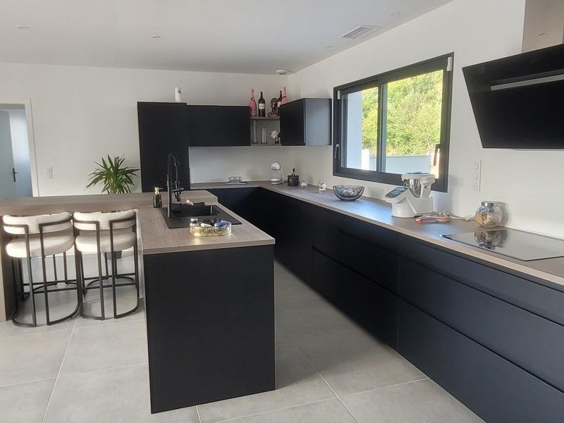 Maison - 147 m² - 5 pièces