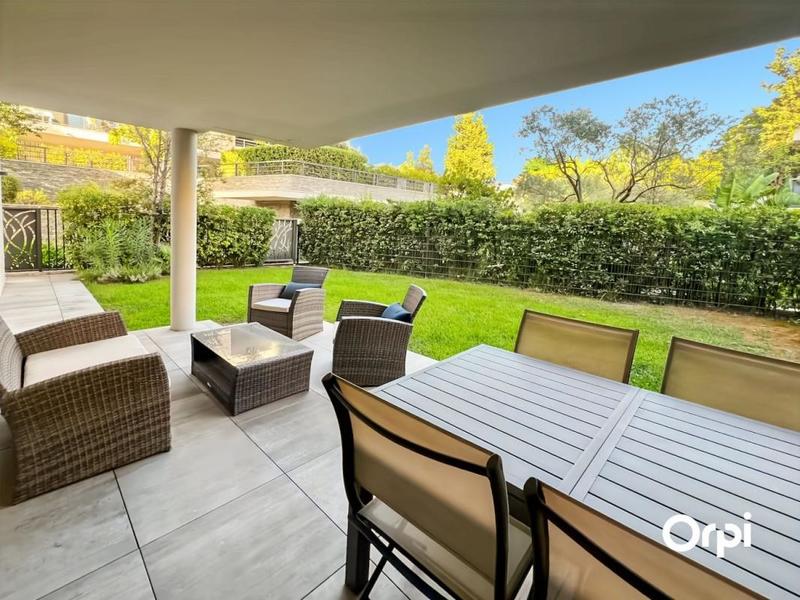 Appartement - 75 m² - 3 pièces