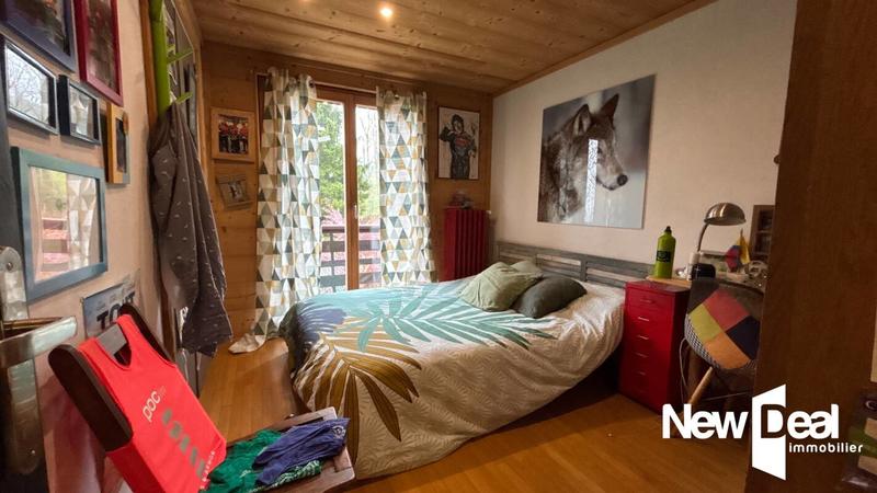 Châlet - 184 m² - 9 pièces