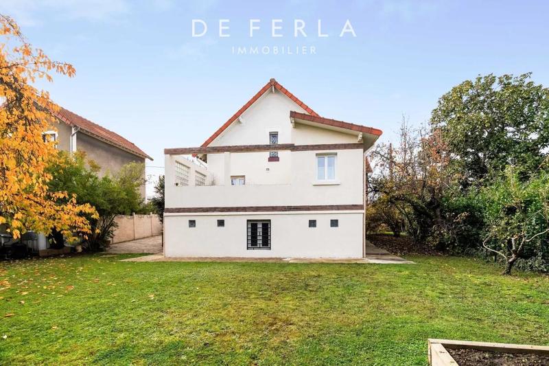 Maison - 130 m² - 6 pièces