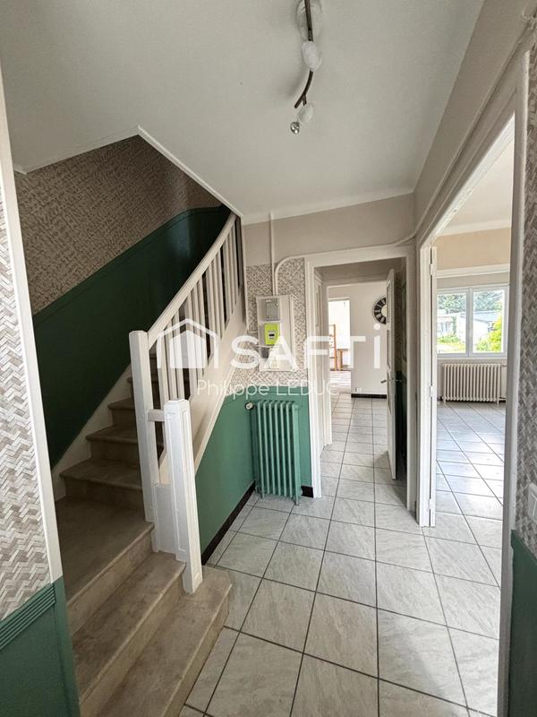 Maison de ville - 100 m² - 7 pièces