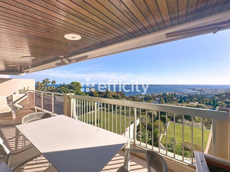 Appartement - 132 m² - 3 pièces